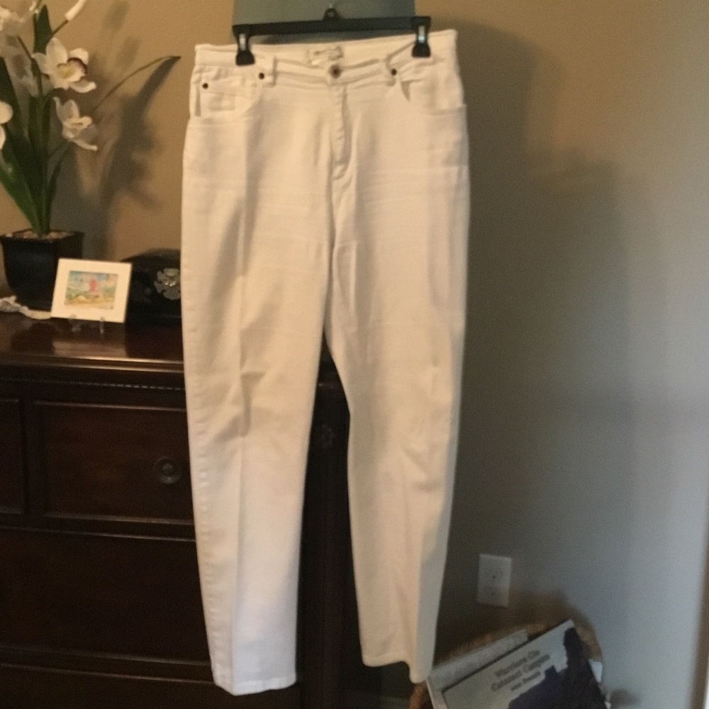 Coldwater Creek Women's White Straight Leg Jeans